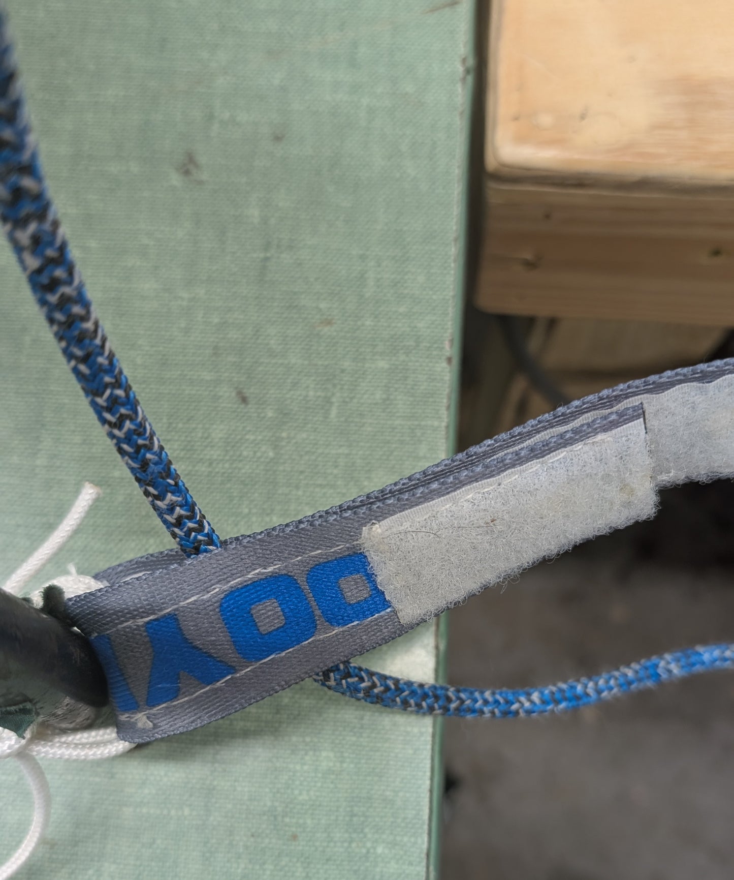 Velcro halyard Keeper